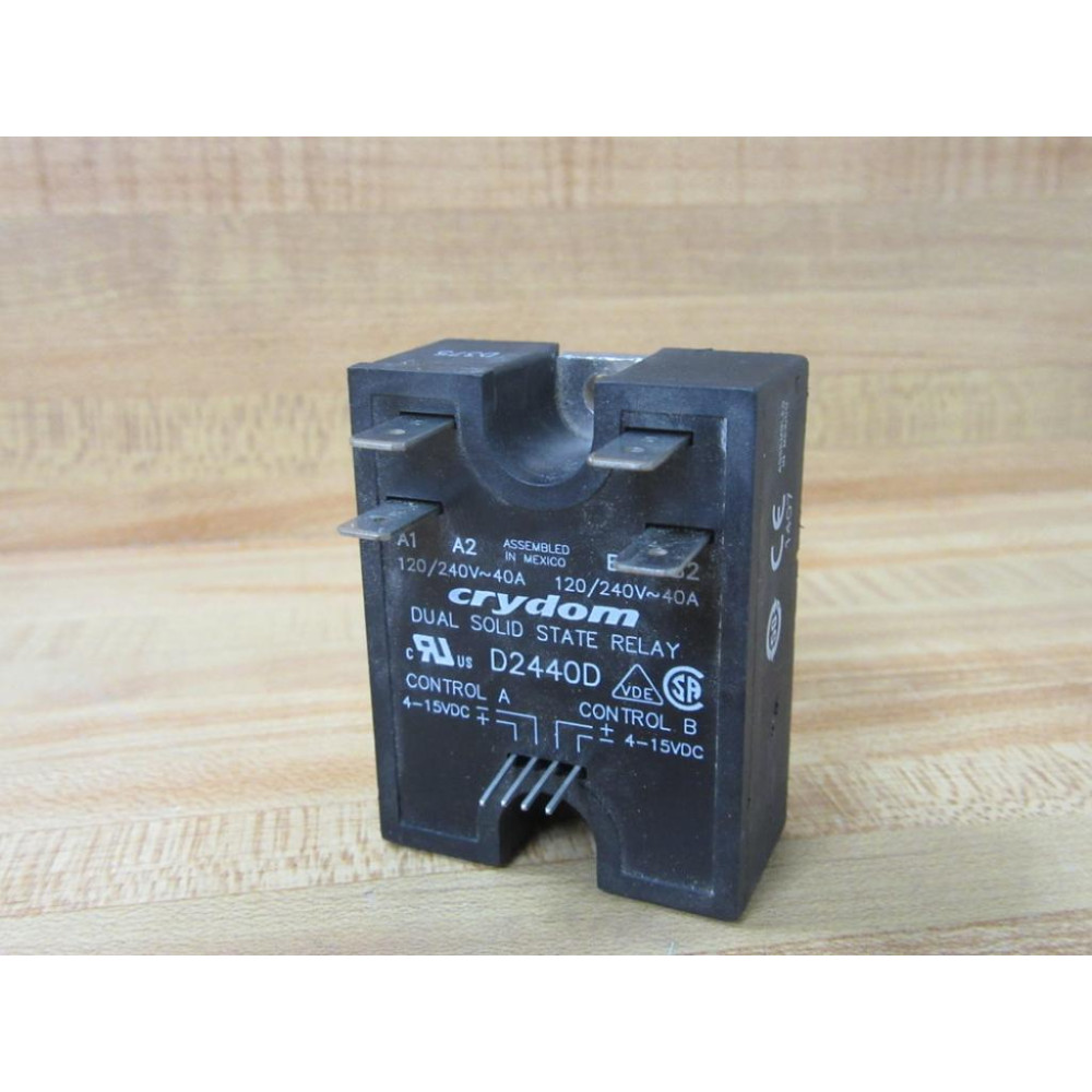 Crydom D2440D Dual Solid State Relay - New No Box Crydom D2440D Dual Solid State Relay - New No Box