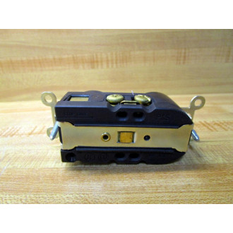 Pass & Seymour 4700 Turnlok Receptacle (Pack of 4)