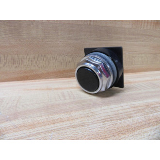 General Electric CR104PBG91B1 Pushbutton GE - New No Box
