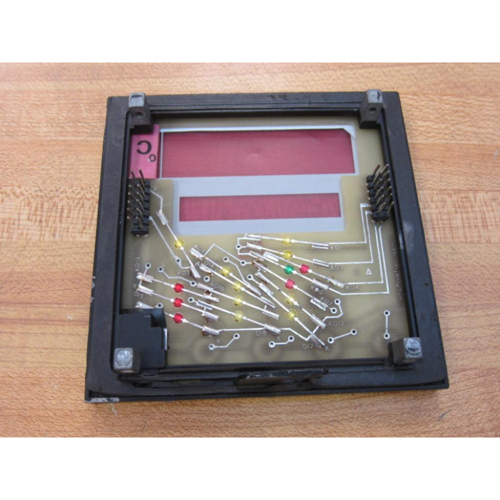 West Instruments 2052 Gulton WEST 2052 Temp.Controller Front Display Panel Front Panel Only ...