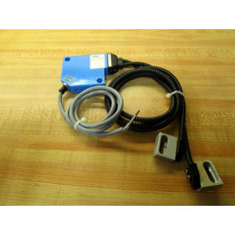 Sick WLL10-9103 Fiber Optic Switch 1 004 543 9227 - Used