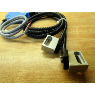 Sick WLL10-9103 Fiber Optic Switch 1 004 543 9227 - Used