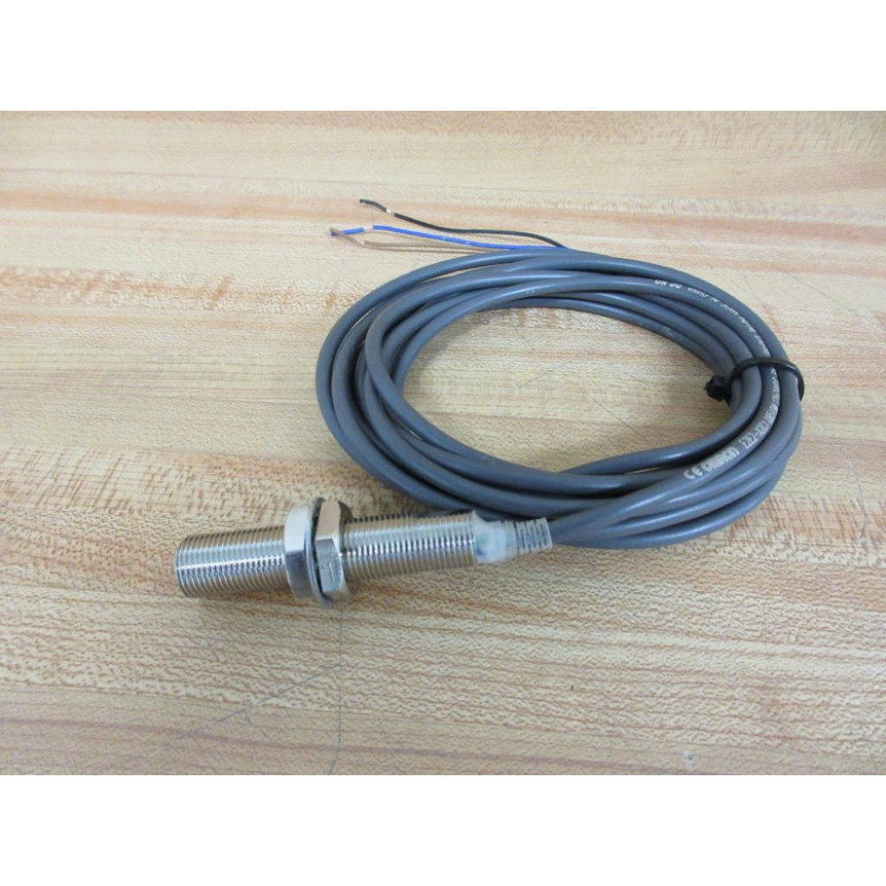 Omron E2E2-X2C1 Proximity Sensor E2E2X2C1 - New No Box