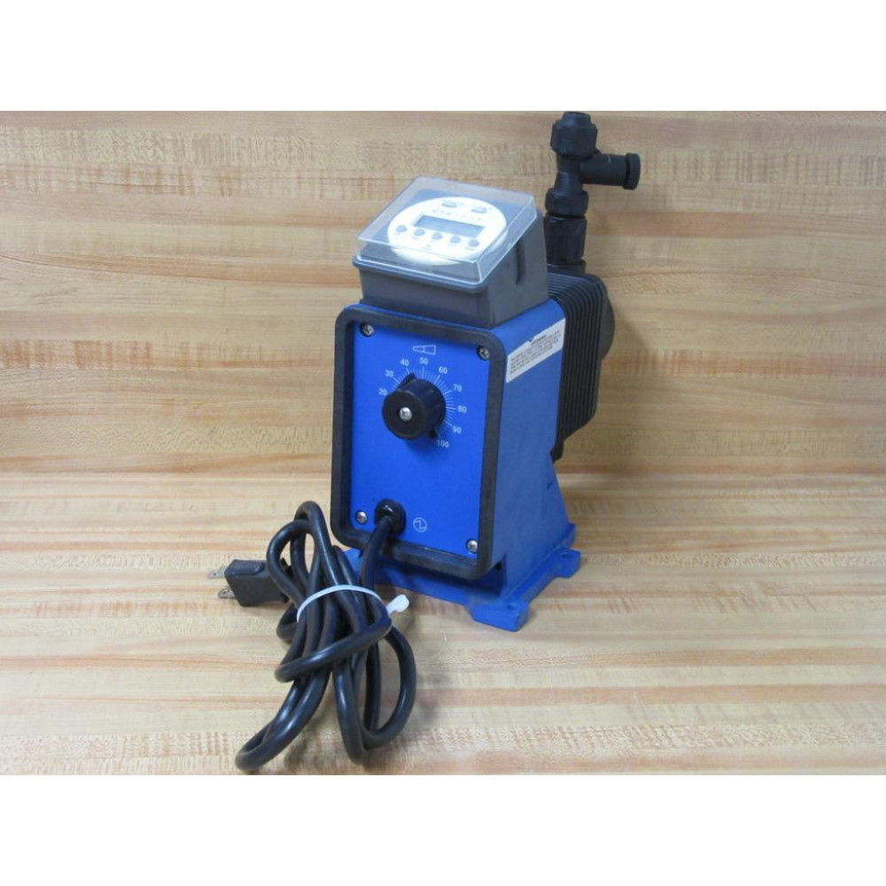 Pulsafeeder LC14BA-PTC1-XXX Pulsatron Plus LC14BAPTC1XXX - Used Pulsafeeder LC14BA-PTC1-XXX Pulsatron Plus LC14BAPTC1XXX - Used