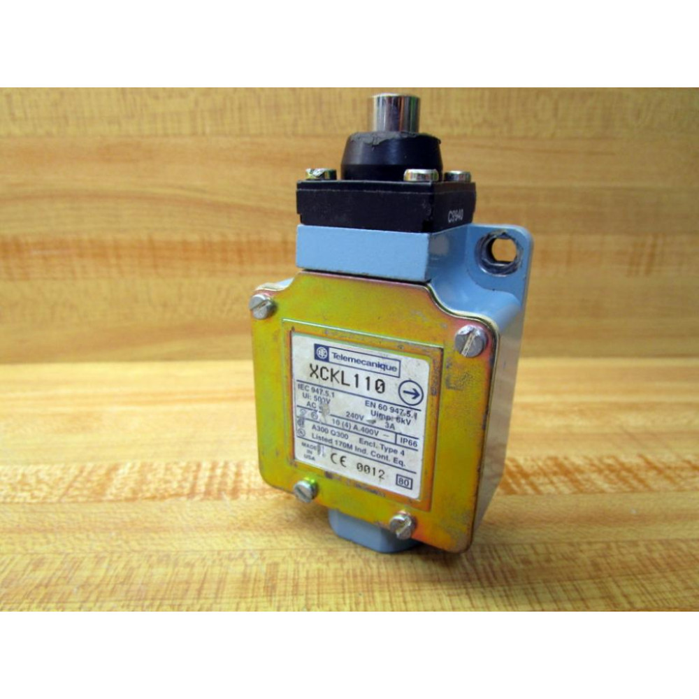 Telemecanique XCK-L110 Limit Switch XCKL110 - Used Telemecanique XCK-L110 Limit Switch XCKL110 - Used