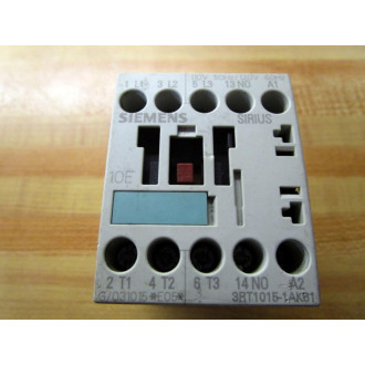 Siemens 3RT1015-1AK61 Contactor 3RT10151AK61 - Used