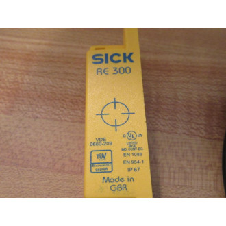 Sick RE300-DA03P RE300 Sensor RE300DA03P - New No Box