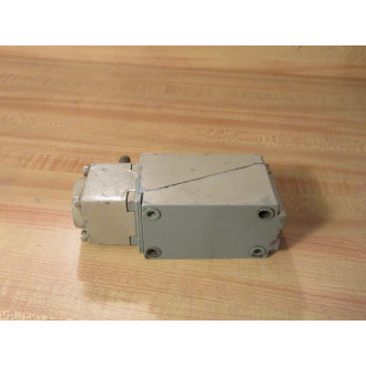 Allen Bradley 802T-A3P Oiltight Limit Switch 802TA3P - Used