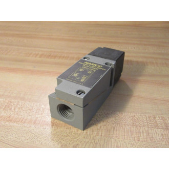 Namco EE631-51000 Proximity Limit Switch EE63151000 WProximity Head - Used