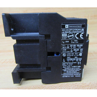 Telemecanique LC1-D12-01-F7 Contactor LC1D1201F7 023126