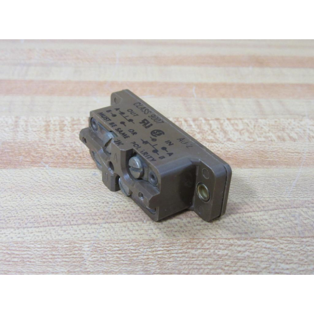 Square D 9007-AO2 Limit Switch 9007-A02 9007-AO-2 Brown - Used