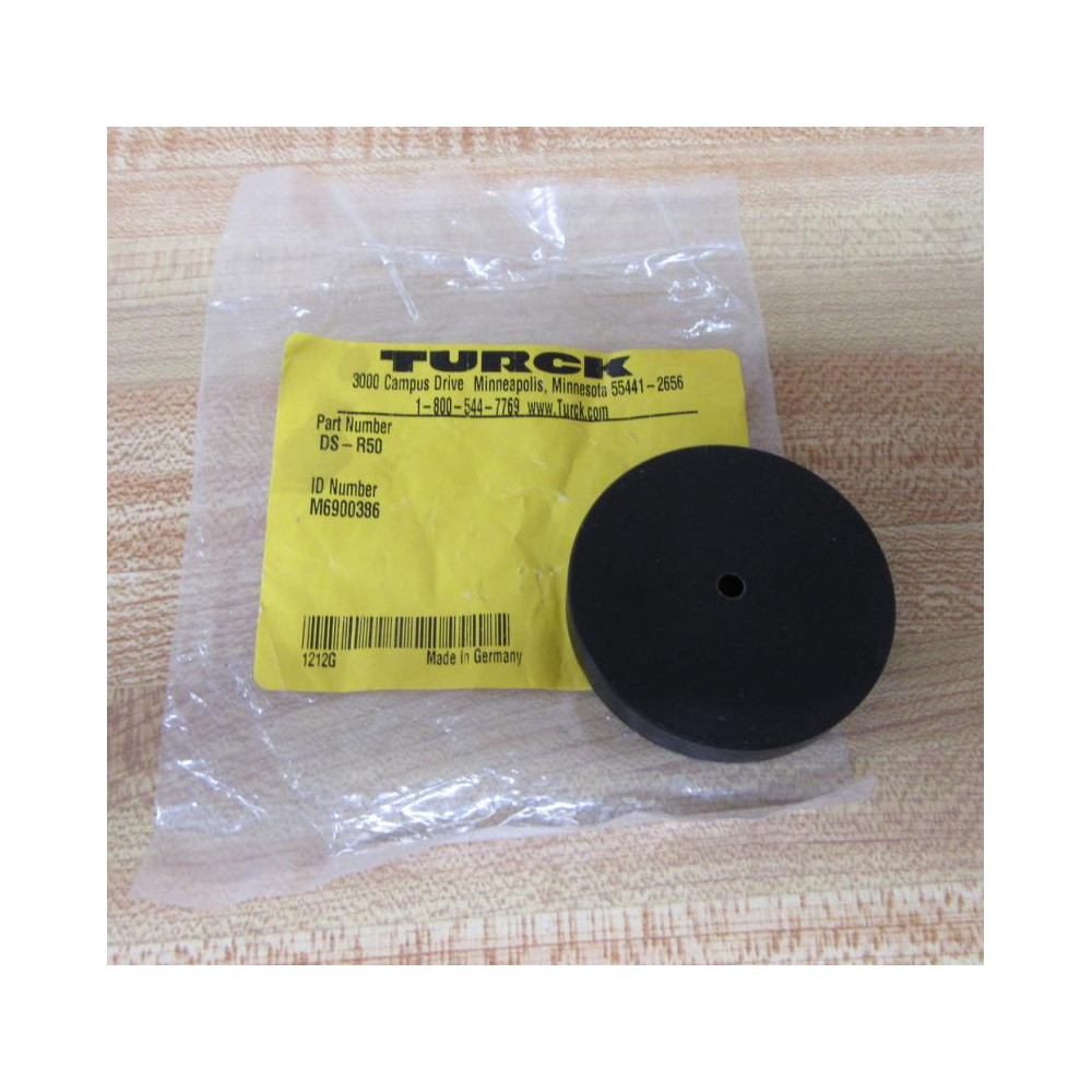 Turck DS-R50 Spacer DSR50 (Pack of 11) - New No Box Turck DS-R50 Spacer DSR50 (Pack of 11) - New No Box