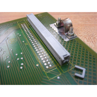 Siemens 811-0136-03 Circuit Board 811-0134-02 Cracked Connector - Used