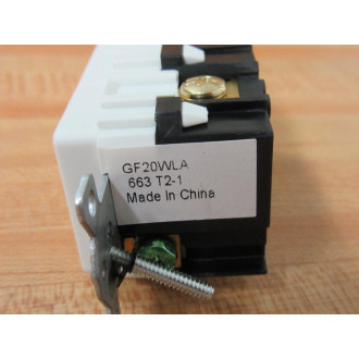 Hubbell GF20WLA Receptacle White GFCI 20 Amp wFaceplate