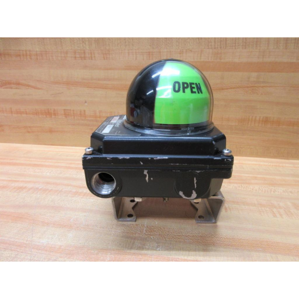 Flowserve NGL210 Automax UltraSwitch Limit Switch - Used