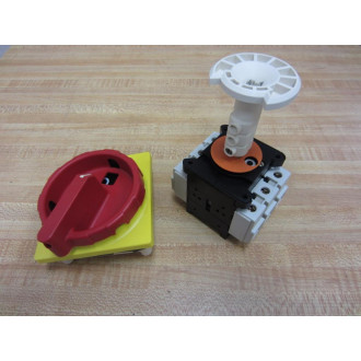 Square D 9421-V3 Disconnect Switch 9421V3 With OnOff Switch Series A - Used