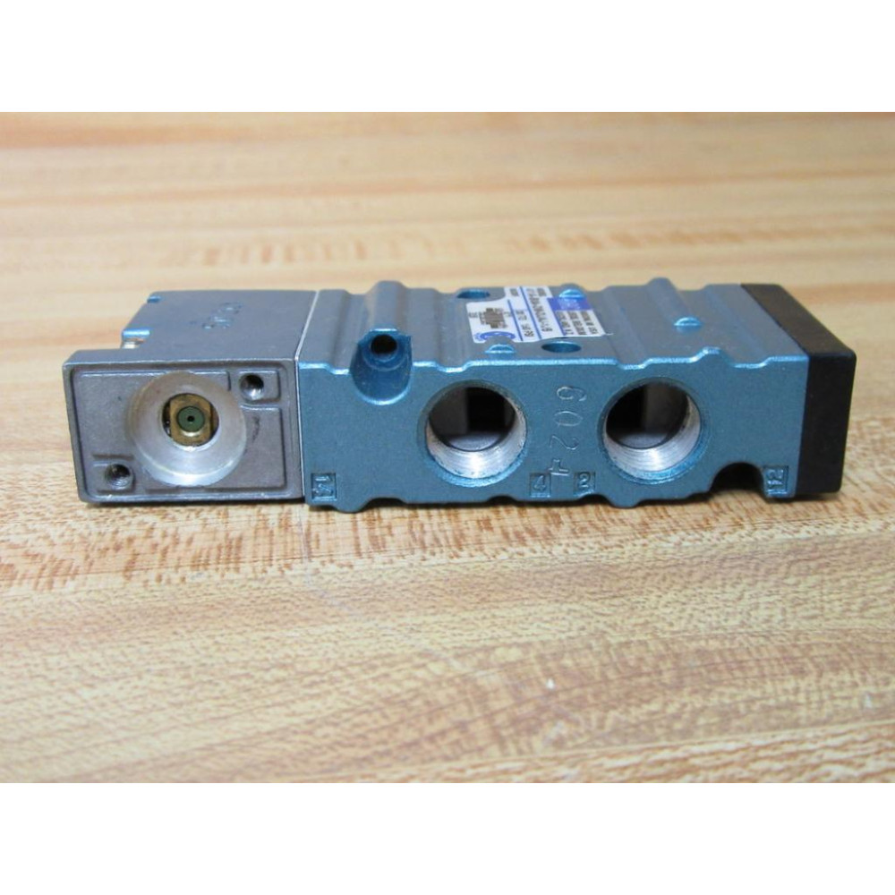 MAC 411A-B0A-DM-DJAJ-1JB Solenoid Valve 411AB0ADMDJAJ1JB - Used MAC 411A-B0A-DM-DJAJ-1JB Solenoid Valve 411AB0ADMDJAJ1JB - Used