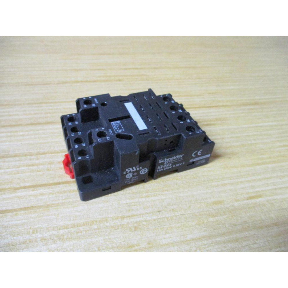 Schneider RPZF4 Relay Socket - New No Box