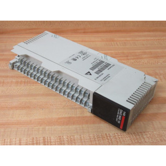 Schneider 140-DAO-842-10 Output Module 140DAO84210 wo Cover - Used