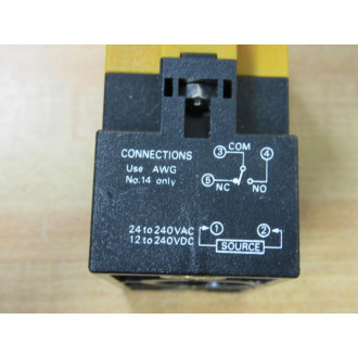 Omron E3B2-D2M4-US-N Photoelectric Switch E3B2D2M4USN