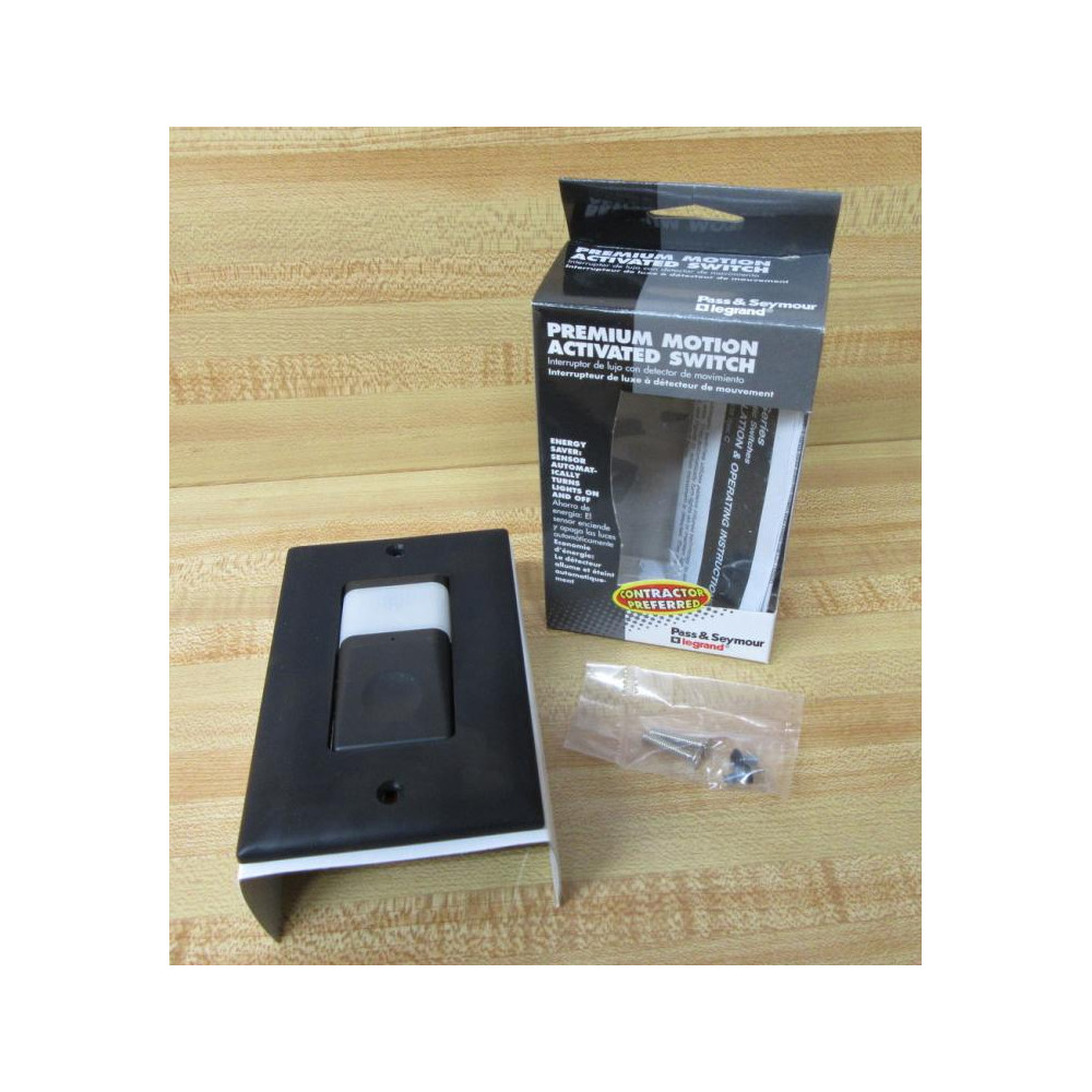 Pass & Seymour Legrand MCU-BKCC4 Switch MCUBKCC4