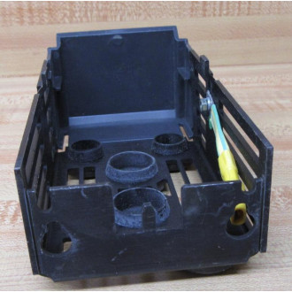 Siemens 6SE3-290-0XX87-8NA0 Gland Plate 6SE32900XX878NA0 - New No Box Siemens 6SE3-290-0XX87-8NA0 Gland Plate 6SE32900XX878NA0 - New No Box