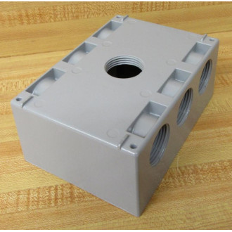 Pass & Seymour WPB473 Outlet Box W 3 Plugs - New No Box