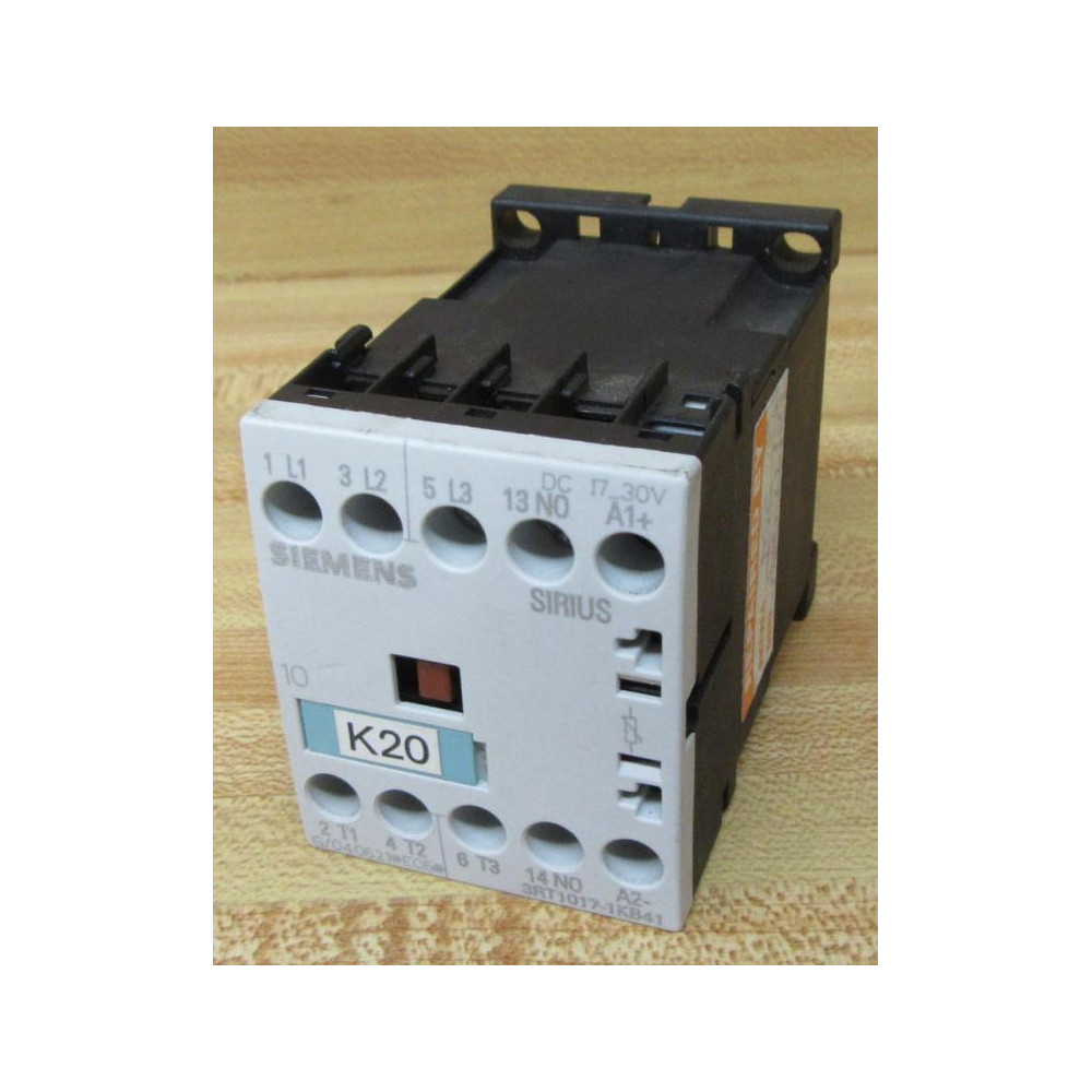Siemens 3RT1017-1KB41 Contactor 3RT10171KB41 - Used Siemens 3RT1017-1KB41 Contactor 3RT10171KB41 - Used