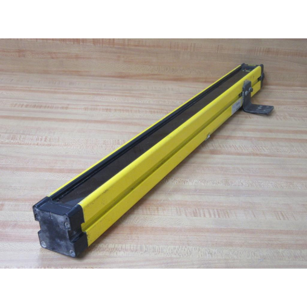 Sick MGSS60-12 Light Curtain 1 015 510 - Used Sick MGSS60-12 Light Curtain 1 015 510 - Used