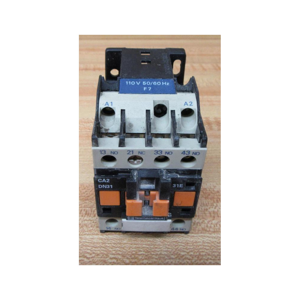 Telemecanique CA2-DN31-F7 Control Relay CA2DN31F7 - Used Telemecanique CA2-DN31-F7 Control Relay CA2DN31F7 - Used