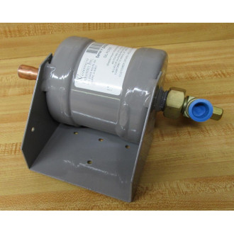 Carrier 30HX500542 Oil Filter Assembly F4-02F Carrier 30HX500542 Oil Filter Assembly F4-02F