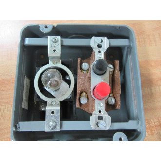 Cutler Hammer 10250H4533 Standard Duty Pushbutton Station