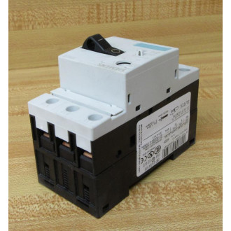 Siemens 3RV1011-1AA10 Circuit Breaker 3RV10111AA10