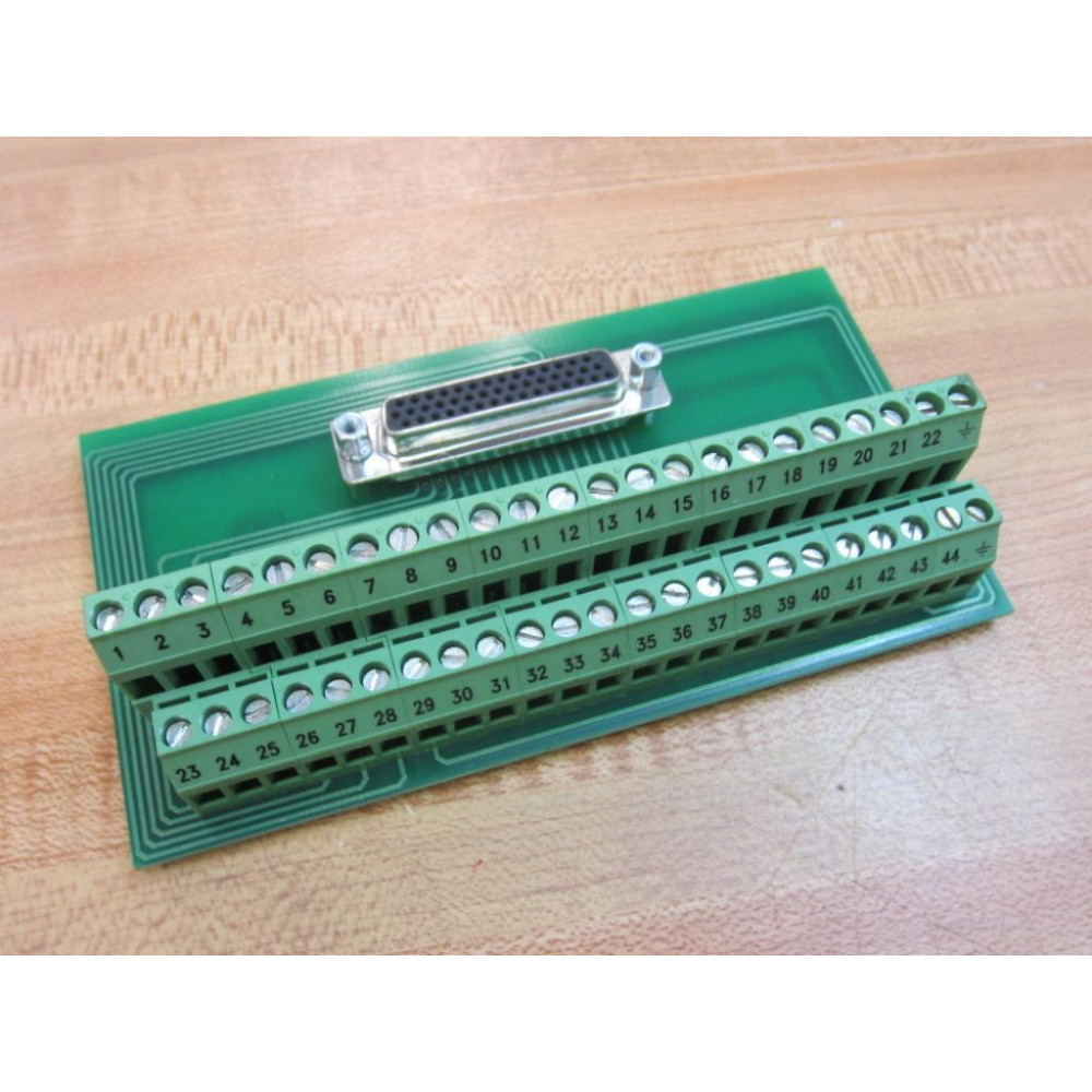 Phoenix Contact 5519499 Terminal Board - Used Phoenix Contact 5519499 Terminal Board - Used