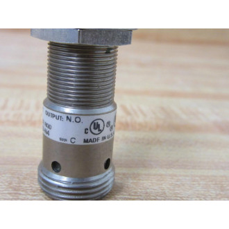 Allen Bradley 872C-D8NN18-N4 Proximity Sensor 872CD8NN18N4 - New No Box