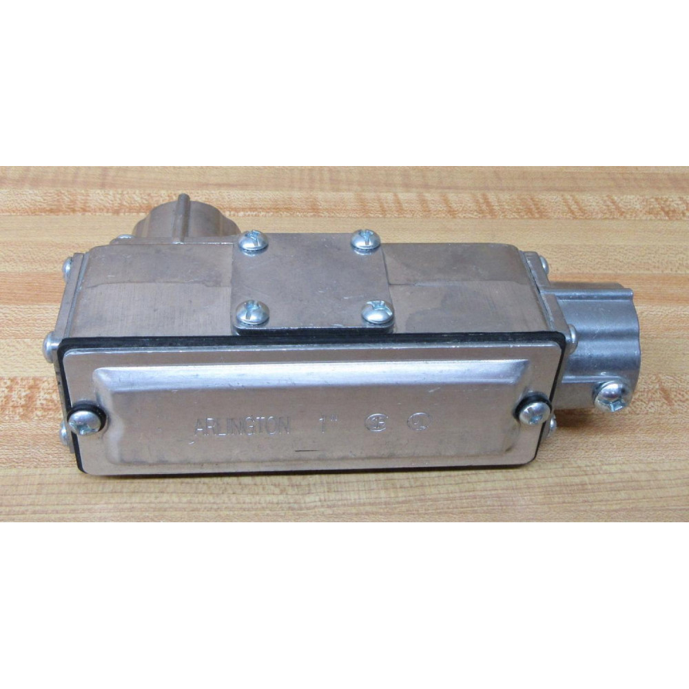 Arlington 932 1" Conduit Body - New No Box Arlington 932 1" Conduit Body - New No Box