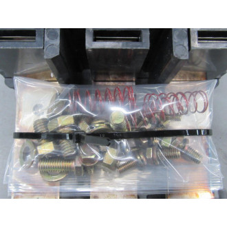 Square D 8736SH01S Contactor wLugs - Used