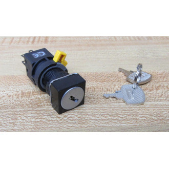 IDEC LA2K-2C6A Keyed Switch LA2K2C6A