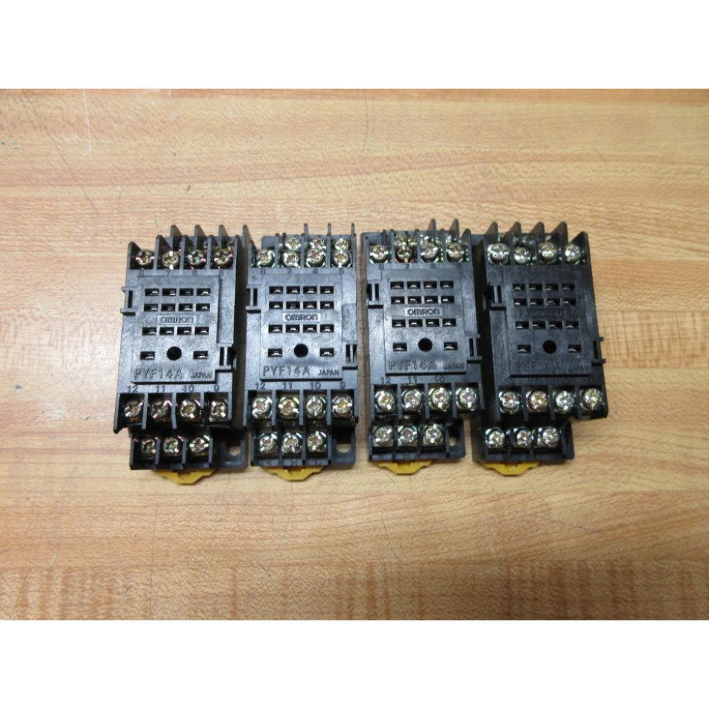 Omron PYF-14A Socket PYF14A - Used