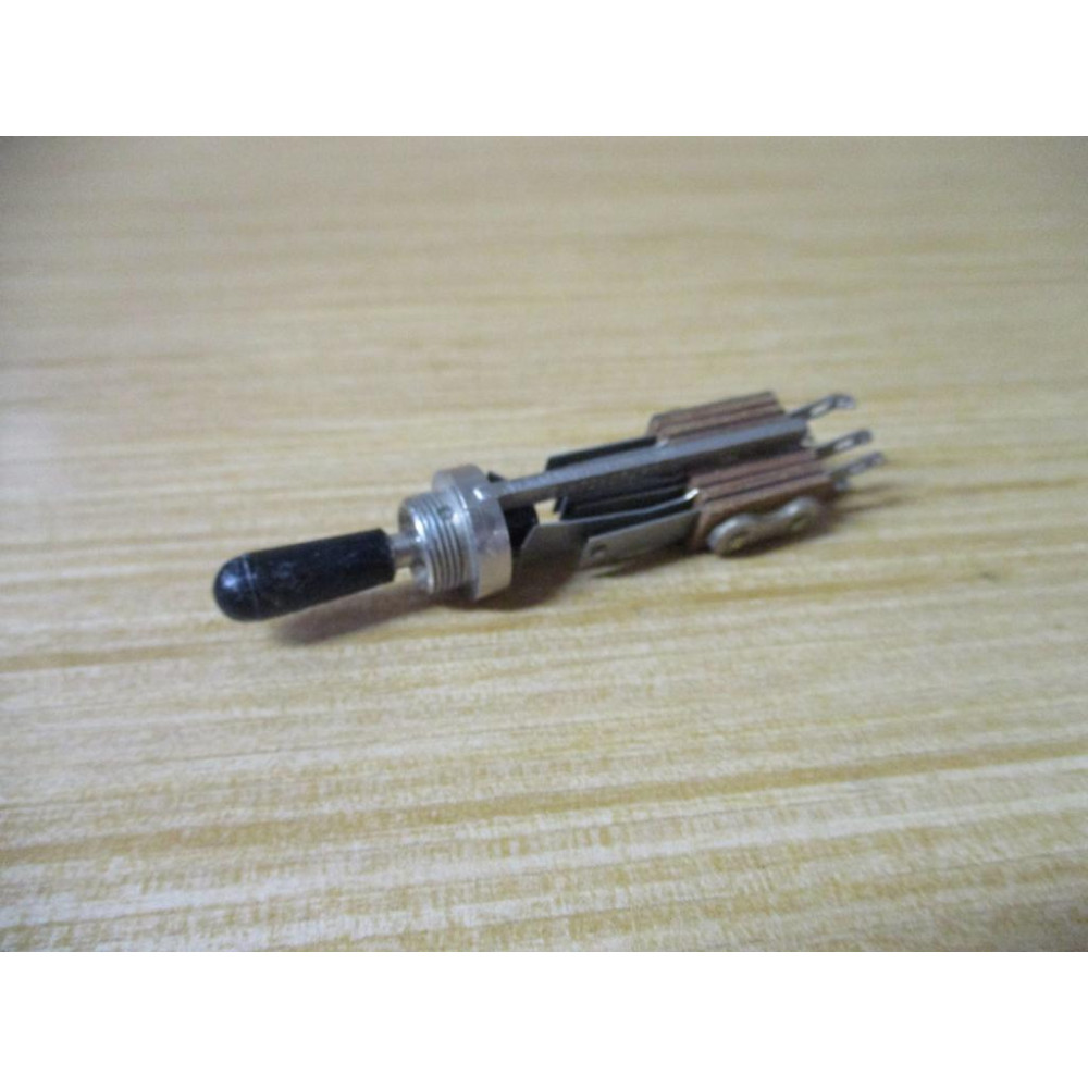 Switchcraft 3037T LEV-R Switch - Used