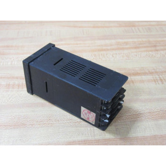 Toho Electronics TTM-104-1-PN Temperature Controller TTM-104-1-PN-Z03 - Used Toho Electronics TTM-104-1-PN Temperature Controller TTM-104-1-PN-Z03 - Used