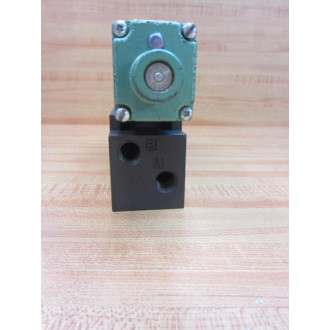 Numatics 082SS515M046P Valve - New No Box