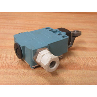 Honeywell GLEB01A1B Limit Switch wRoller Lever - Used