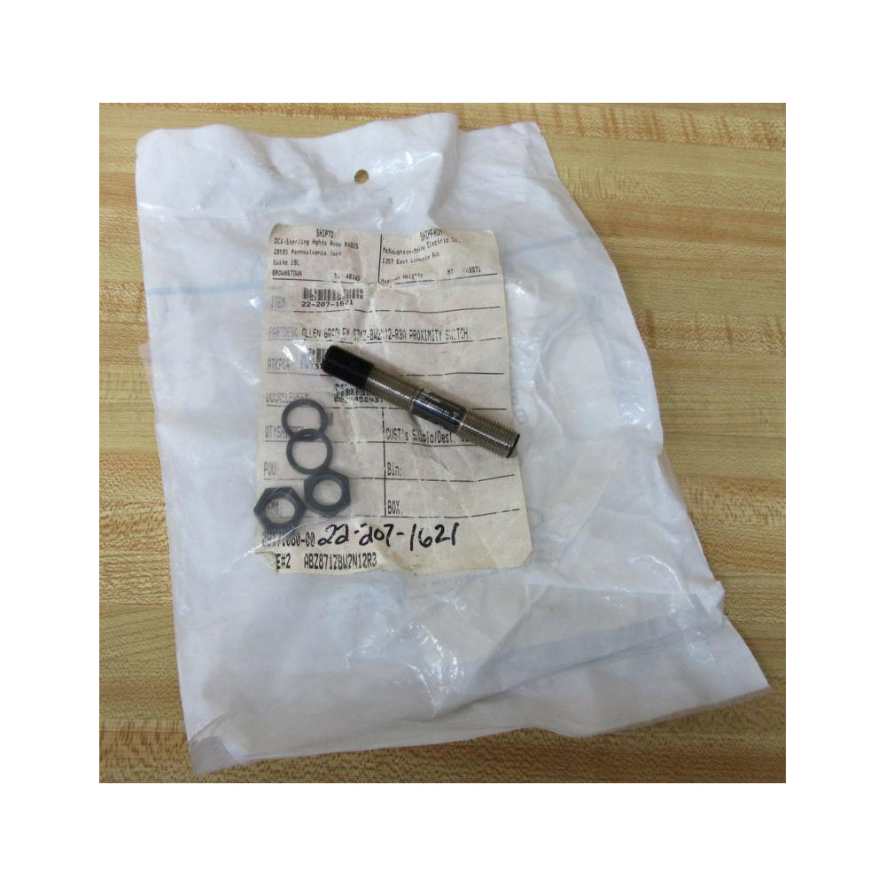Allen Bradley 871Z-BW2N12-R3 Proximity Switch 871ZBW2N12R3
