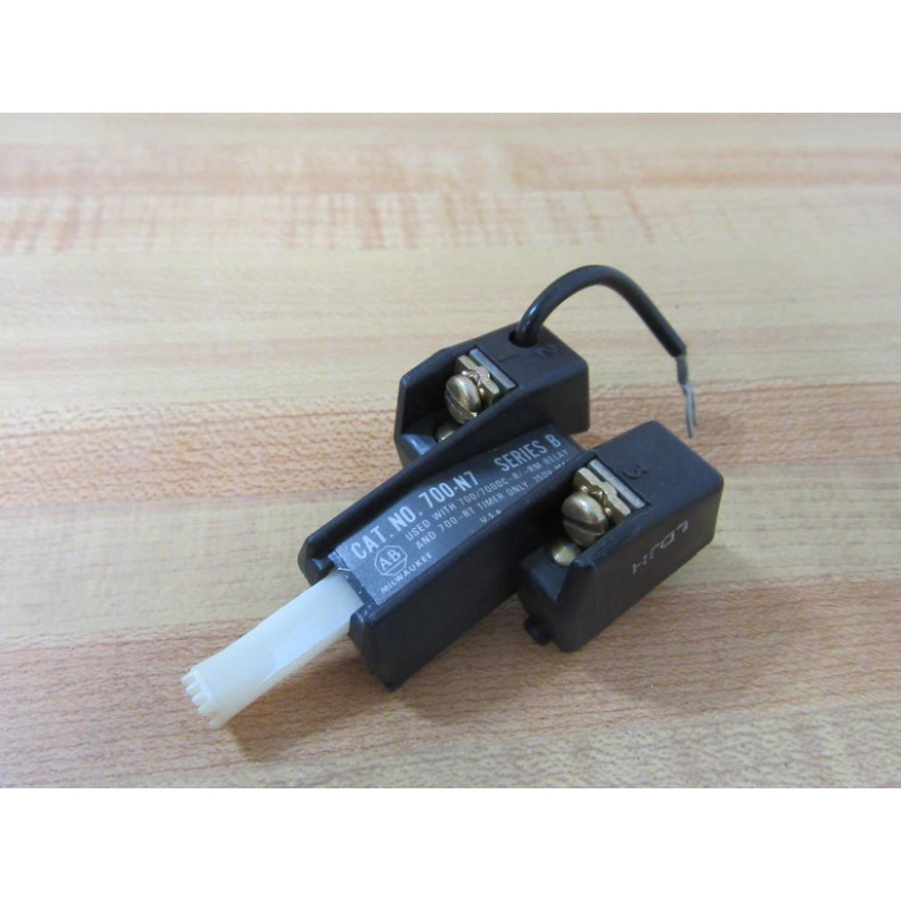 Allen Bradley 700-N7 Manual Actuator Relay 700N7 - New No Box Allen Bradley 700-N7 Manual Actuator Relay 700N7 - New No Box