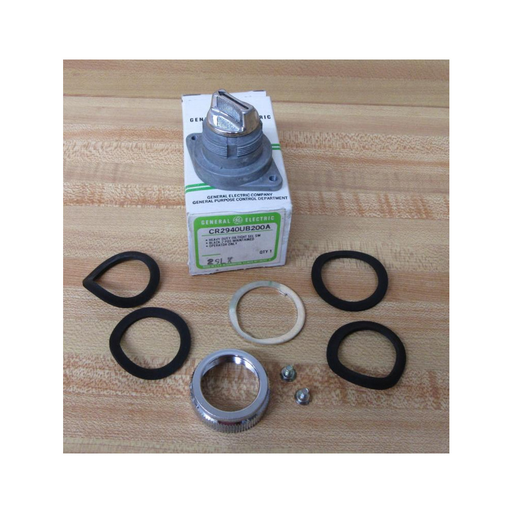General Electric CR2940UB200A Selector Switch