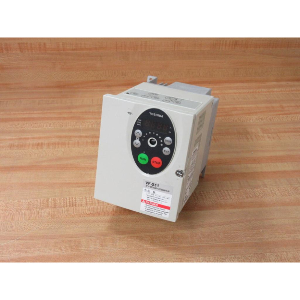 Toshiba VFS11-4007PL-WN (R5) Transistor Inverter VF-S11 - Used Toshiba VFS11-4007PL-WN (R5) Transistor Inverter VF-S11 - Used