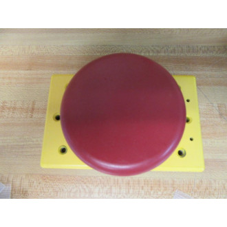Allen Bradley 800P-F1YGA Palm Button - Used