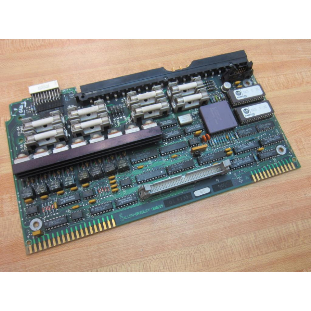 Allen Bradley 960215 Circuit Board 960215-01 Chipped Connector Housing - Used Allen Bradley 960215 Circuit Board 960215-01 Chipped Connector Housing - Used