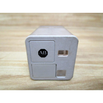Allen Bradley 700-HA32Z24-24VDC Relay 700-HA32Z24-24V DC Series C (Pack of 2) - Used Allen Bradley 700-HA32Z24-24VDC Relay 700-HA32Z24-24V DC Series C (Pack of 2) - Used
